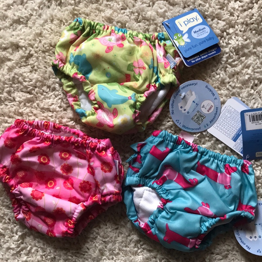 3 reusable swim diapers Iplay 12 months, medium